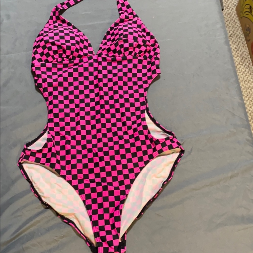 Think it’s AA monokini sz med